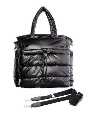 FIVE STARS 
MODRN Brand Unisex Mercer Tote Diaper Bag
D 6.25x H 15x W 12.75'